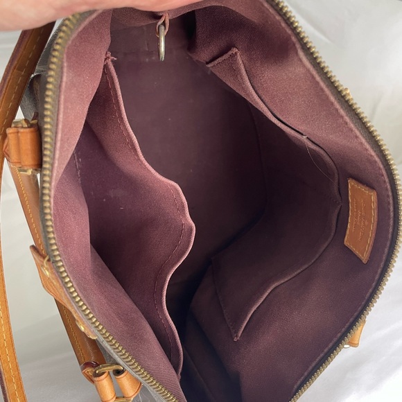 Louis Vuitton Turenne Monogram Canvas MM - Picture 7 of 10